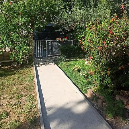 & Pajolo Πανσιόν Ντουμπρόβνικ
